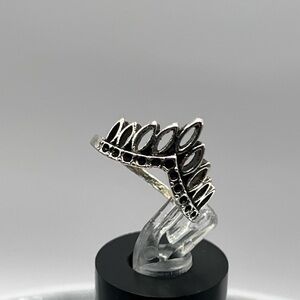 Brand New Tiara Silver Ring